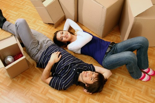 Checklist and moving supplies for flat removals in Teddington